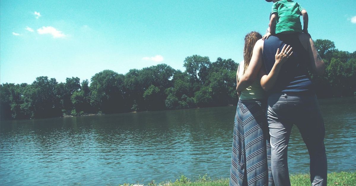 10 heartwarming anniversary wishes for family and friends (bonus quotes)