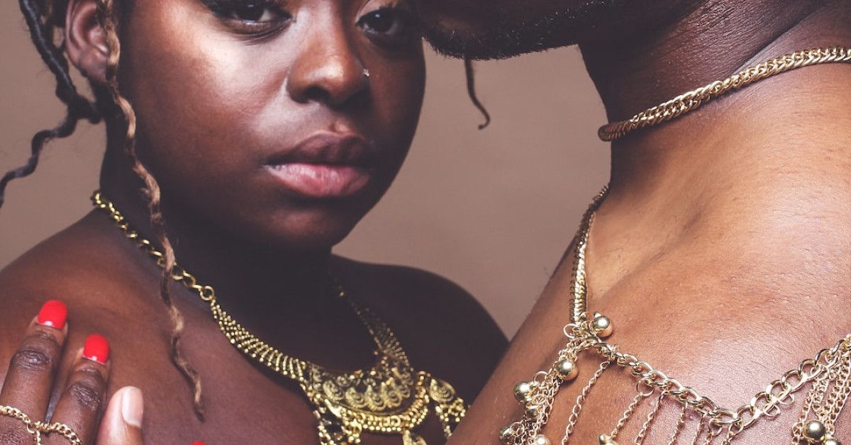 Romantic anniversary wishes for boyfriend to express your love.