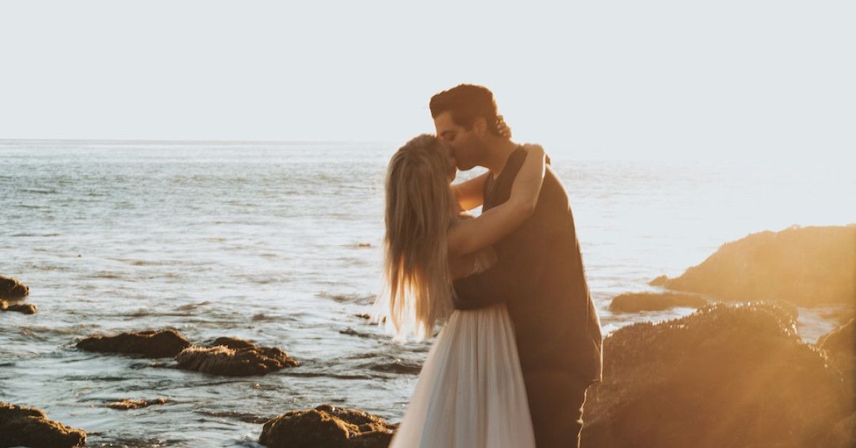 33 Amazing Gift Ideas for your 33rd Wedding Anniversary