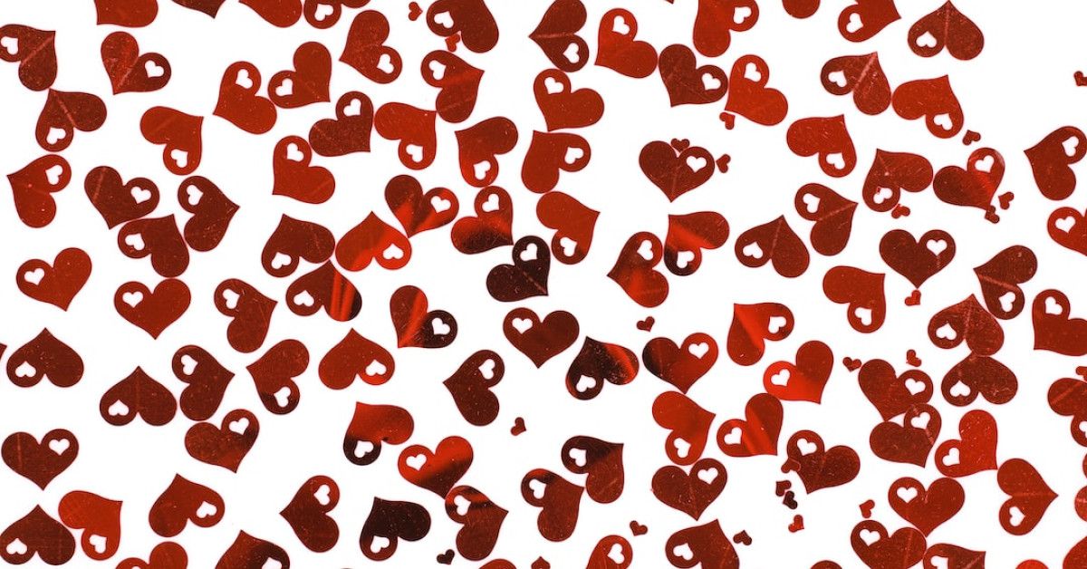 42 Creative Anniversary Gift Ideas to Impress Your Loved Ones