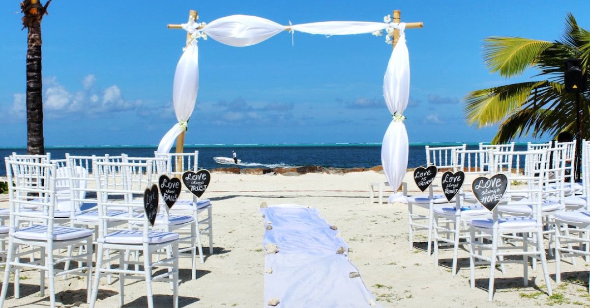 Unique and Meaningful Gift Ideas for Your 24th Wedding Anniversary